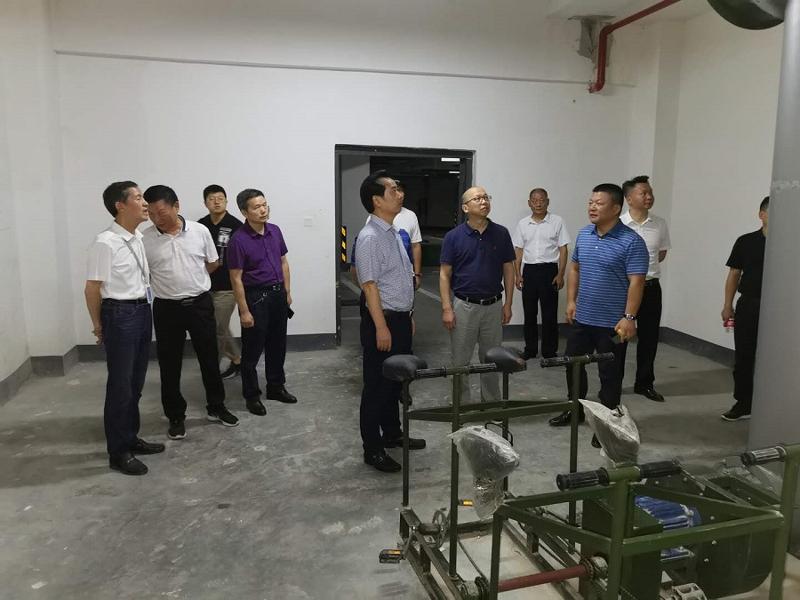 岳陽(yáng)市人大常委會(huì)副主任萬岳斌考察四化新城人防工程